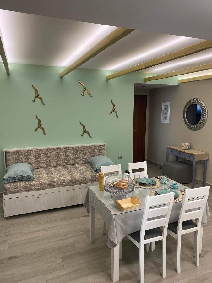 Holiday Center カルパトス エクステリア 写真